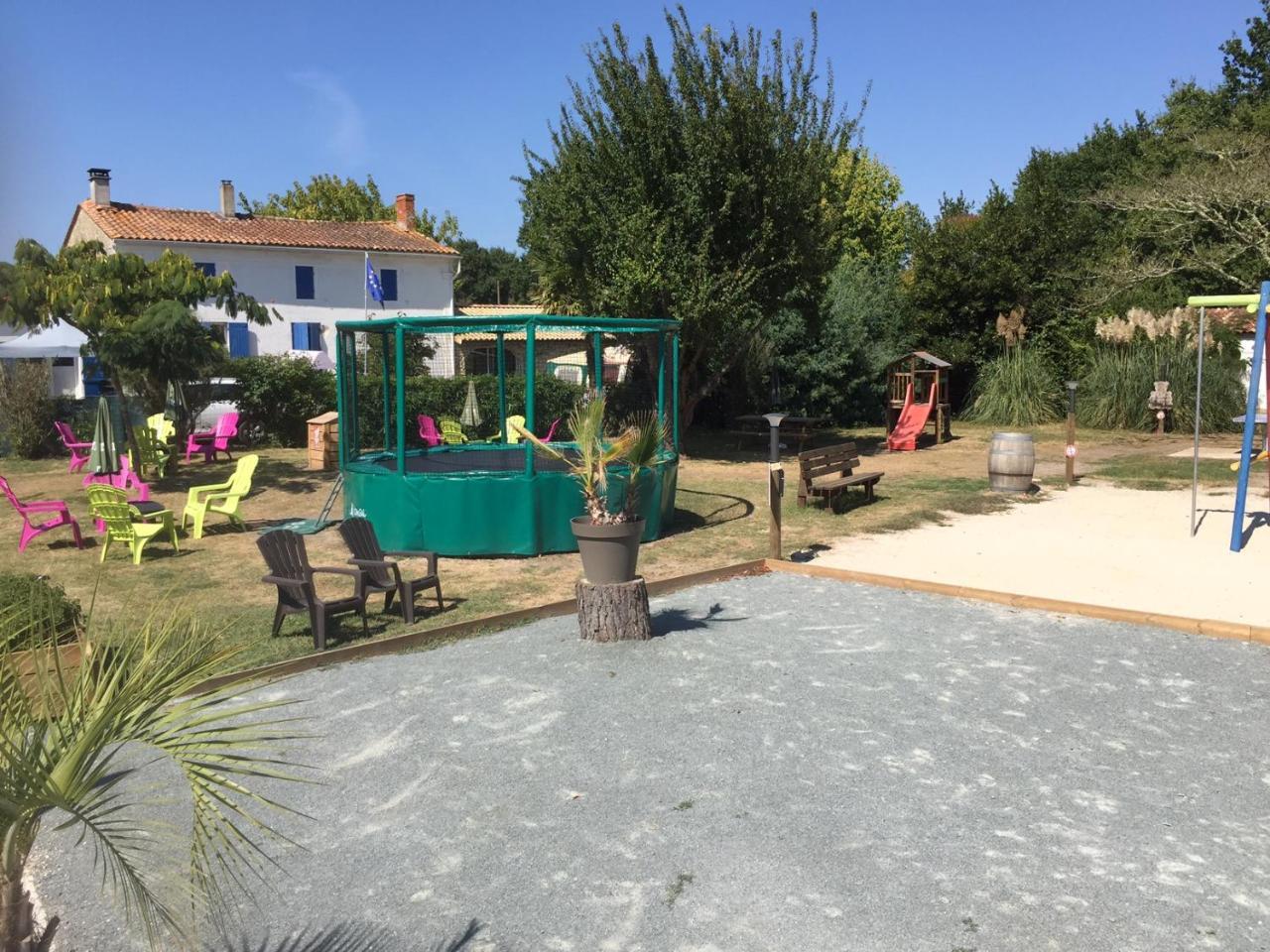 Camping La Chesnays Vendays-Montalivet Exterior foto